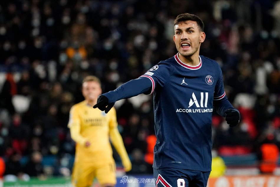 的微笑头像 的微笑头像