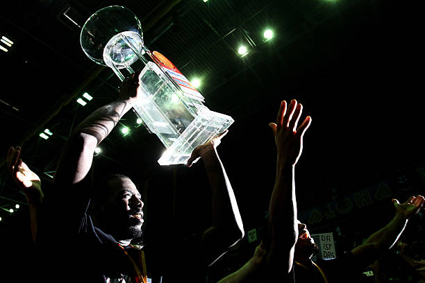 WTT球星赛：张本美和大获全胜！3-0横扫奥运亚军，晋级女单16强